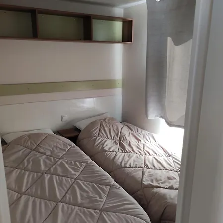 Chez Isa - Mobil 3 营地 *